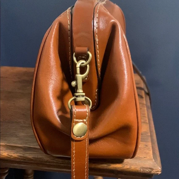 Patricia Nash Leather Bag - Picture 3 of 13